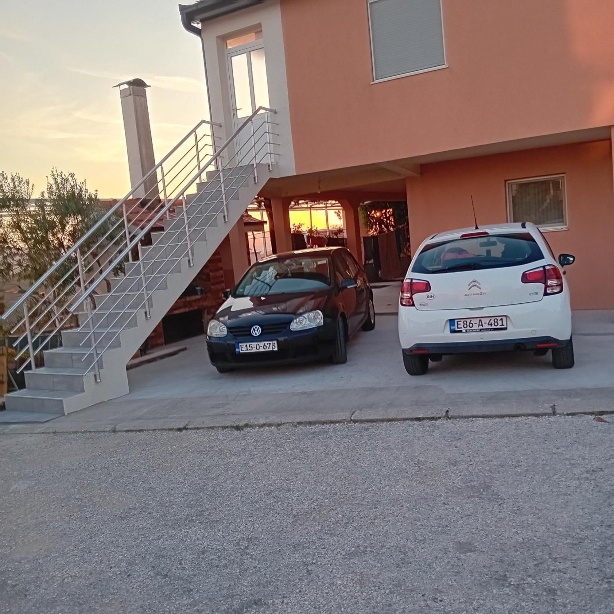 Zuti Appartement